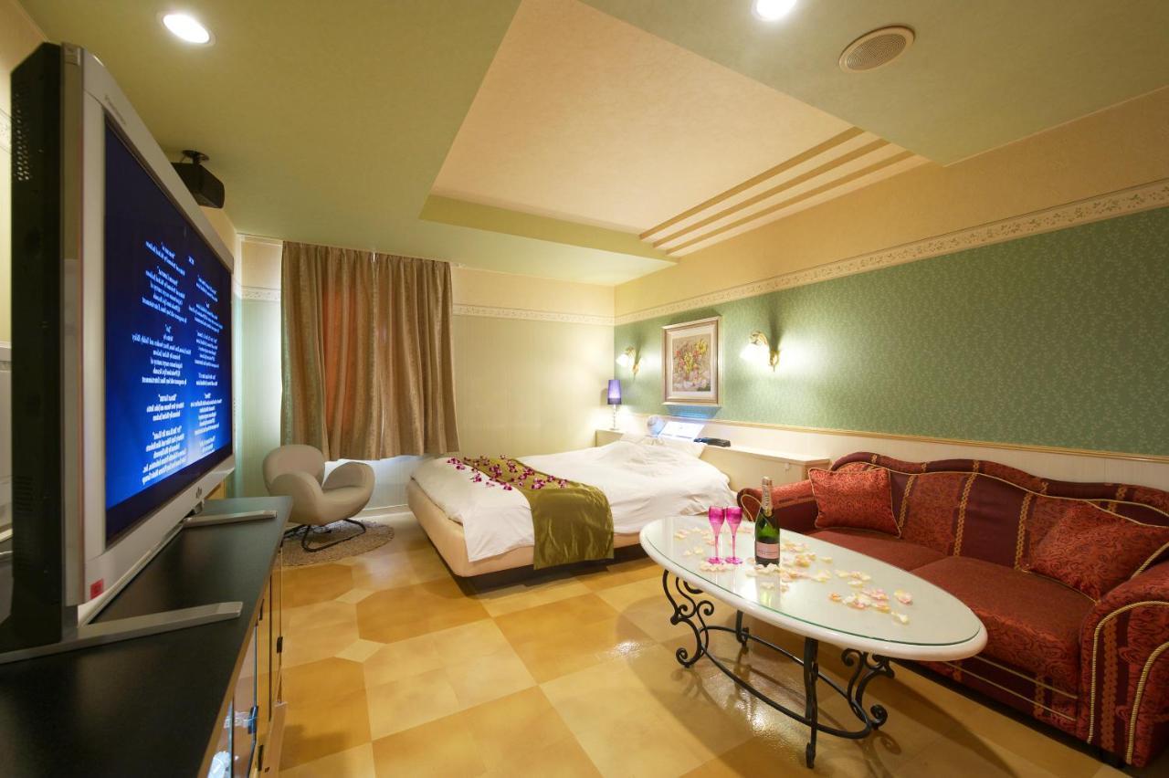 Hotel Park Inn (Adults Only) Higashimatsuyama ภายนอก รูปภาพ